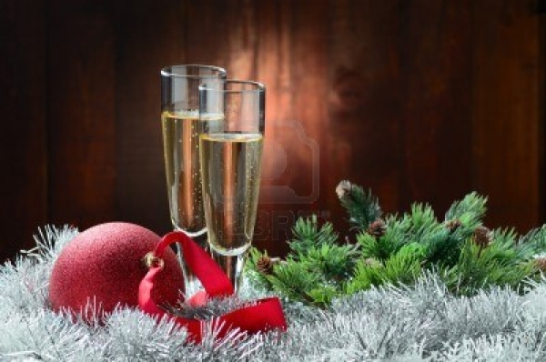 champagne met kerstversiering