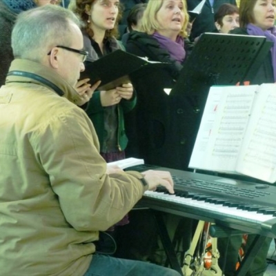 Kerstoptreden Op de Kamp